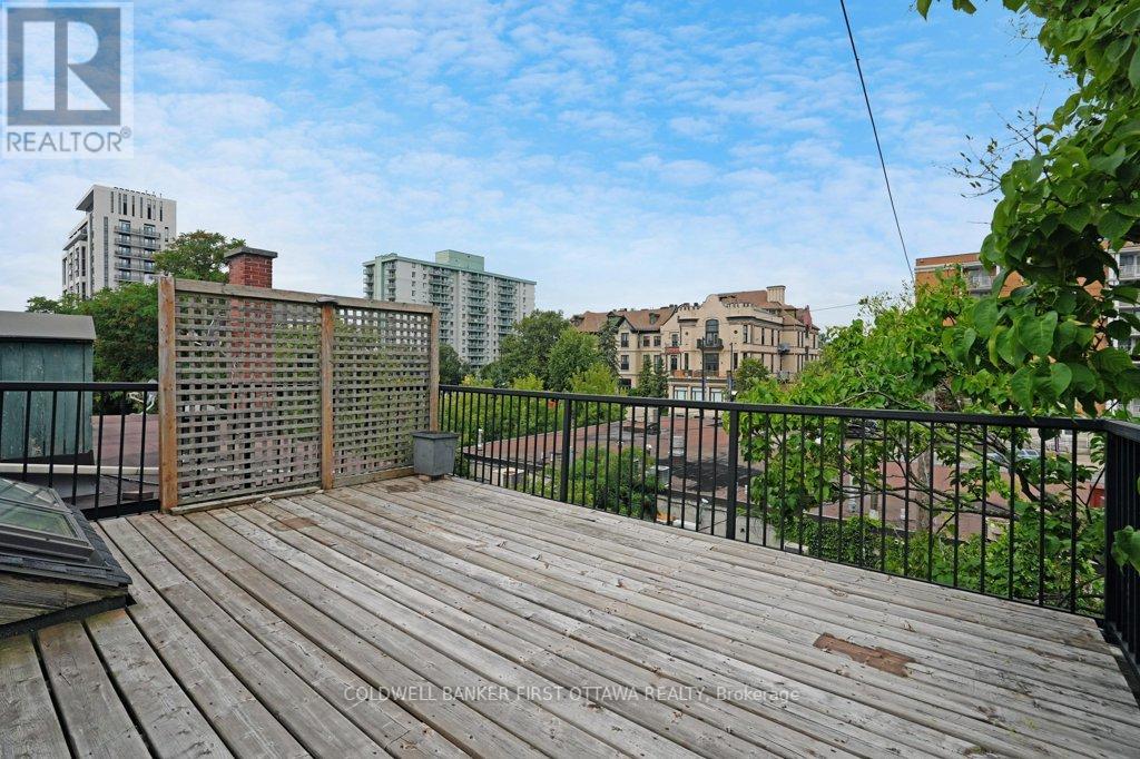 543 Besserer Street