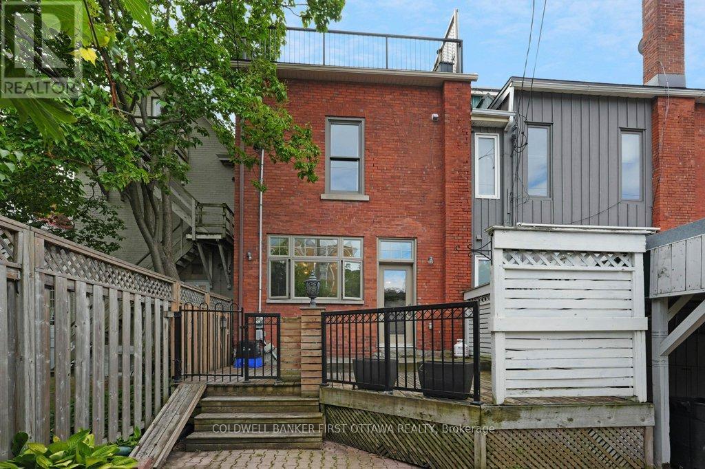 543 Besserer Street