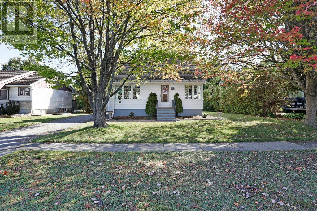 12 Maple Avenue