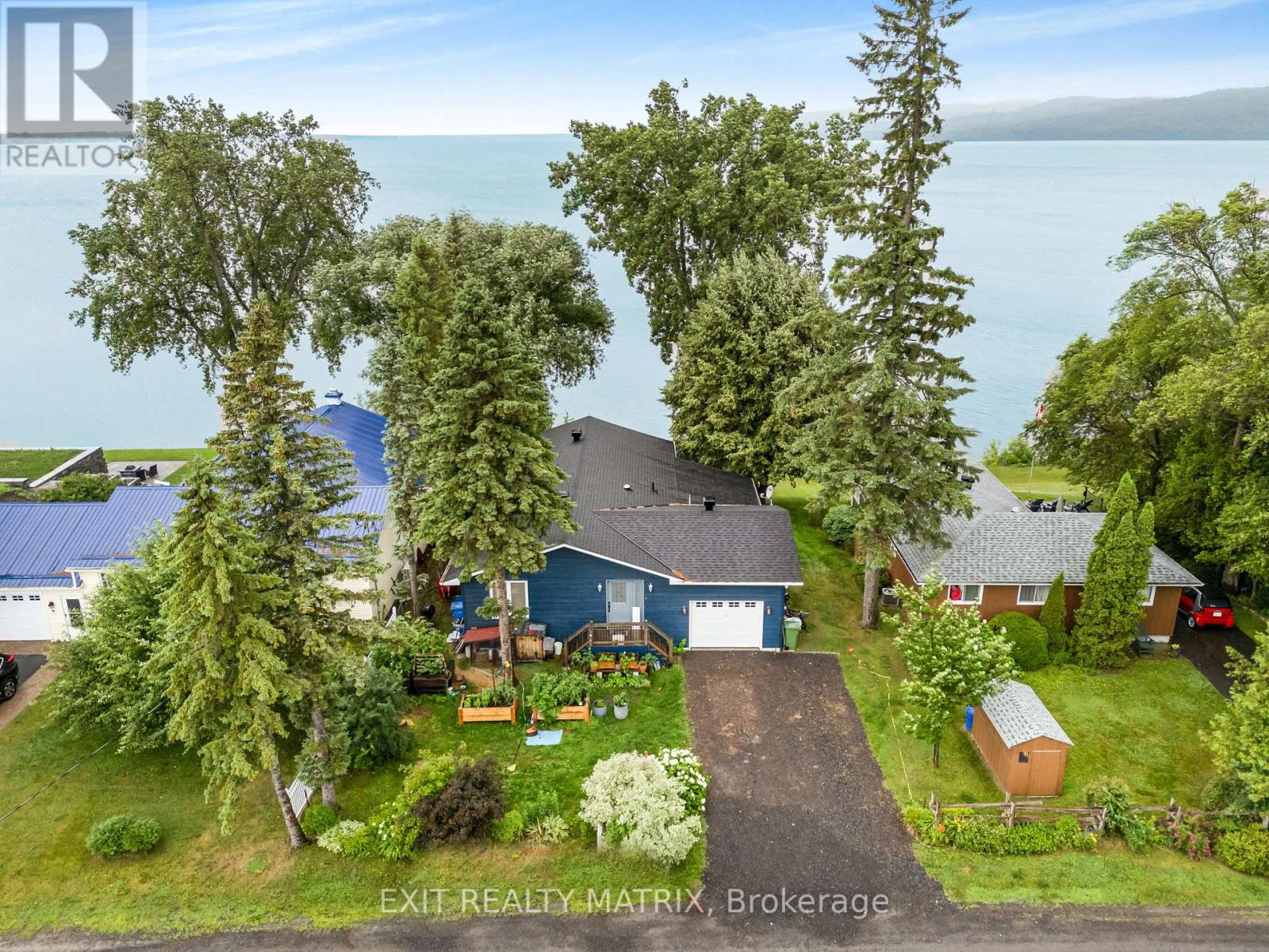 922 Lalonde Road