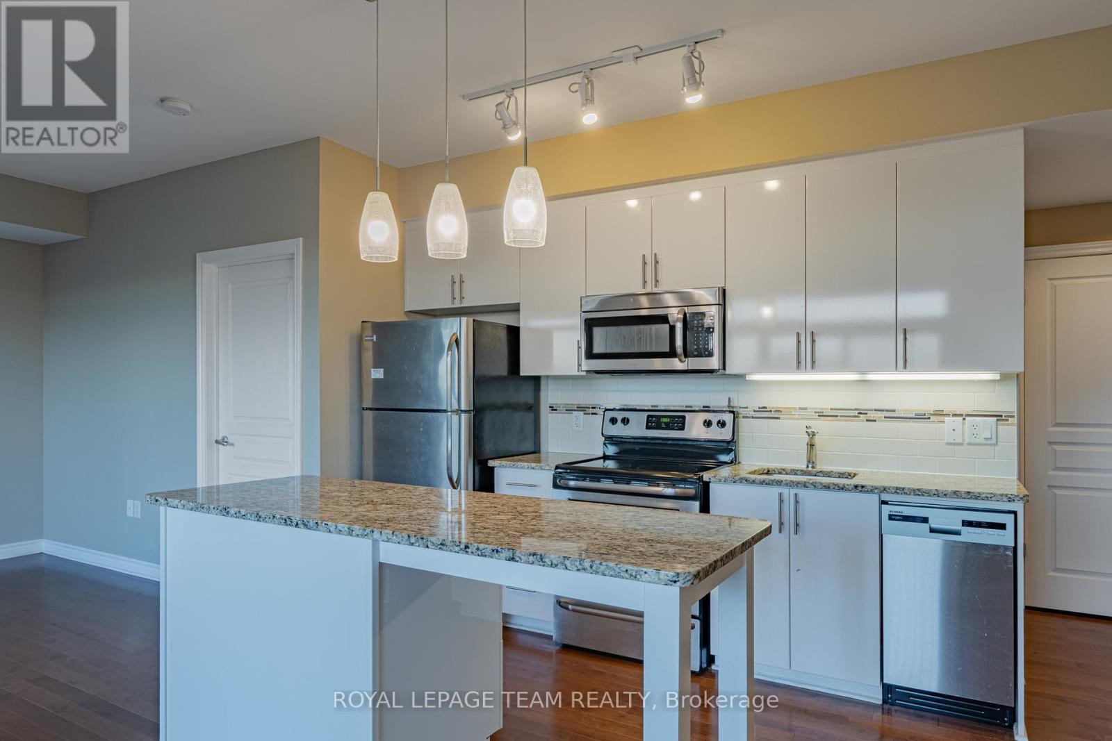 304 - 805 Beauparc Private