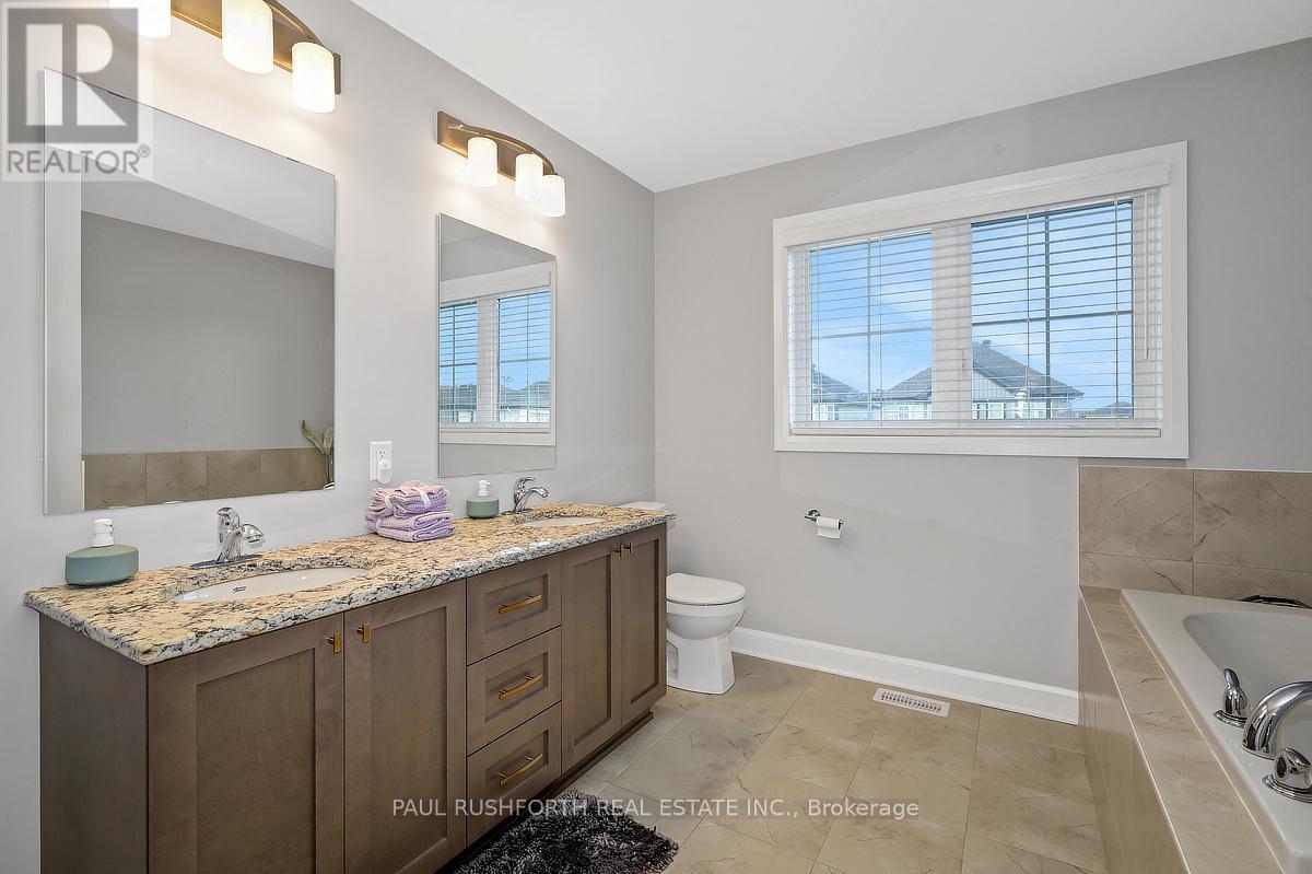 896 Sendero Way
