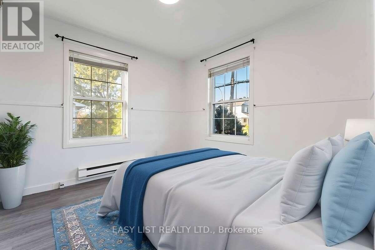 1290 St. Jean Street