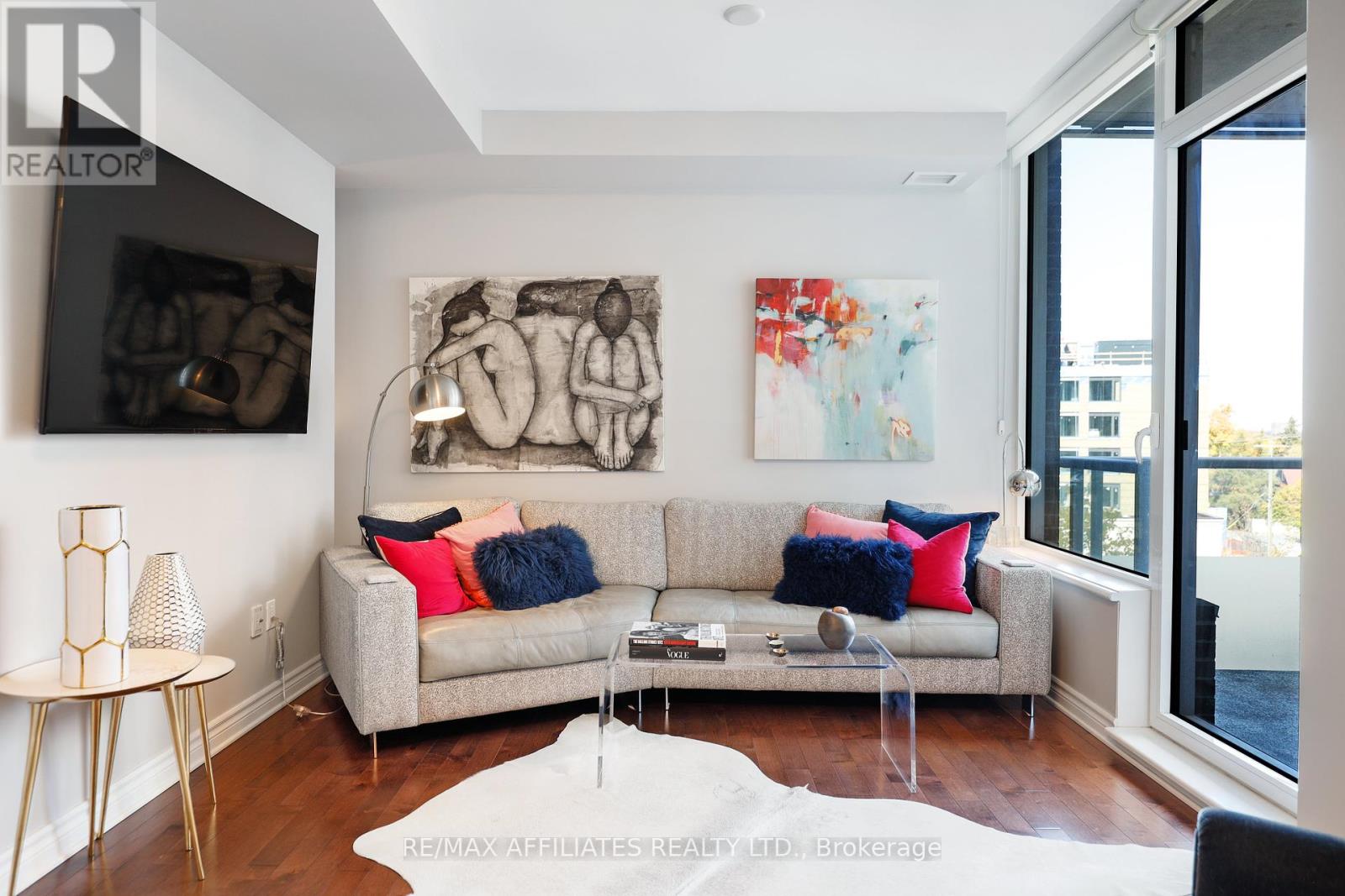 407 - 575 Byron Avenue