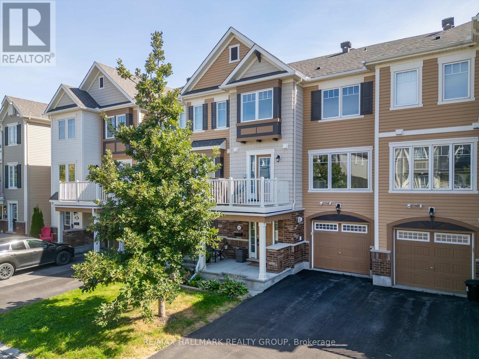 601 Foxlight Circle