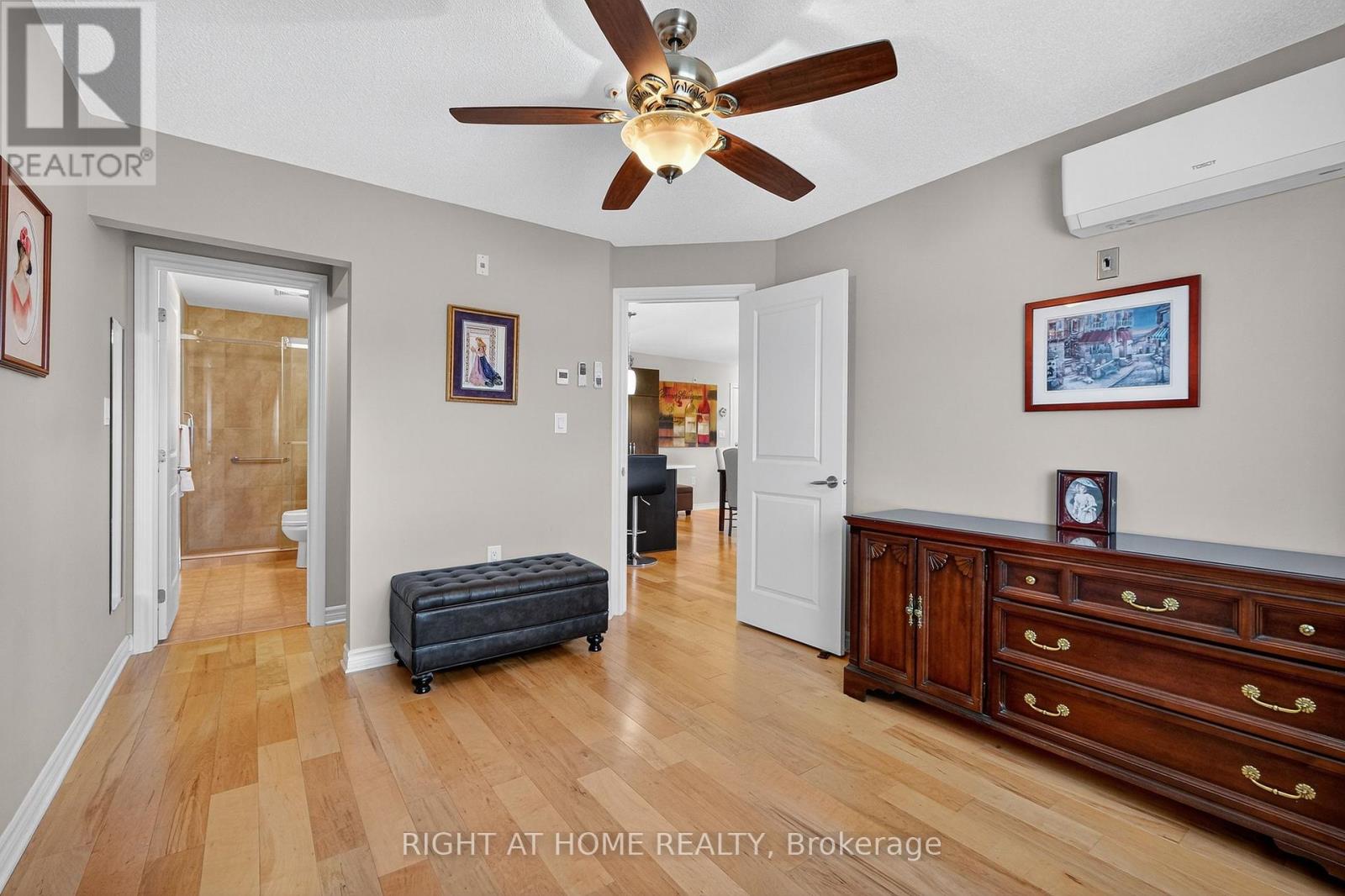 306 - 141 Potts Private