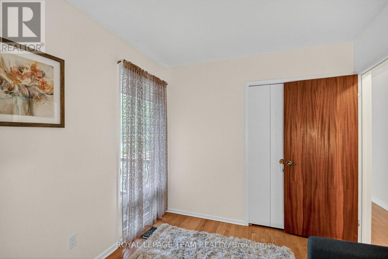 46 Quinpool Crescent