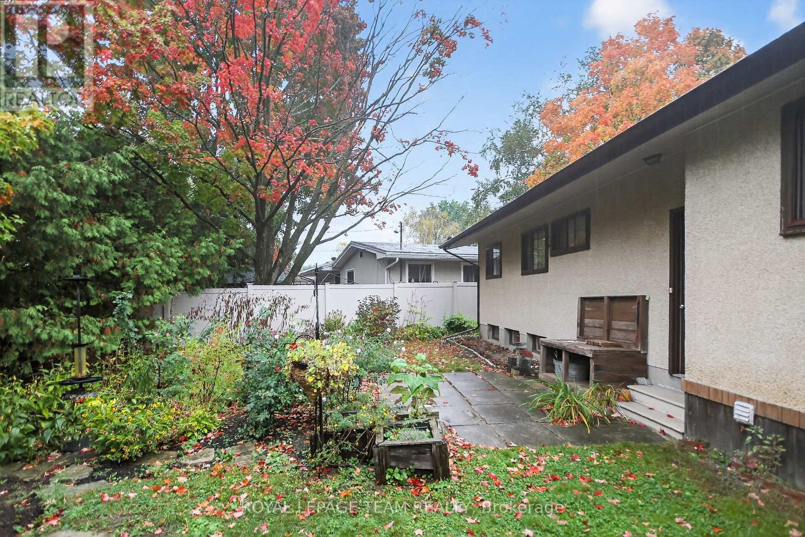 46 Quinpool Crescent