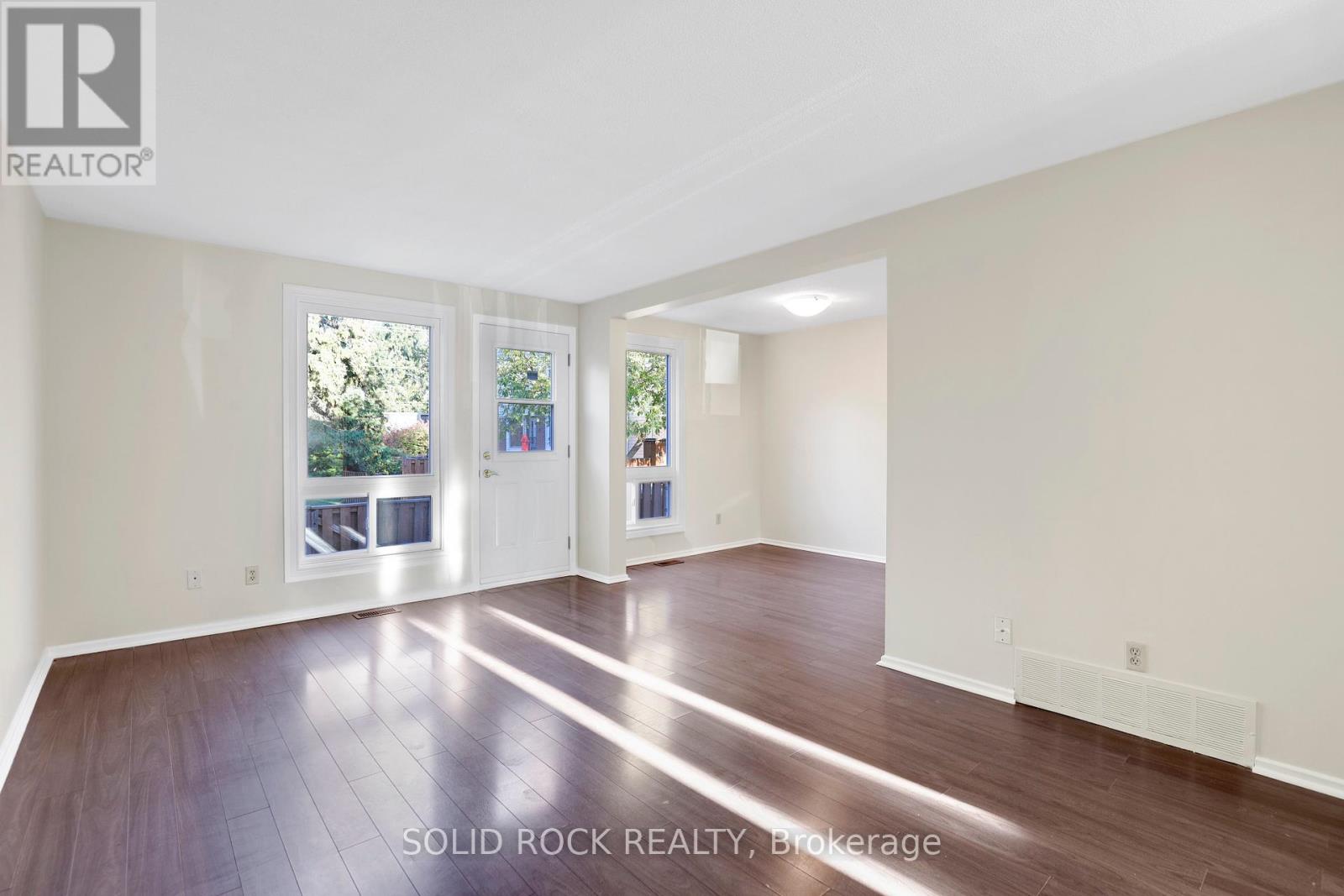 35 Thistledown Court