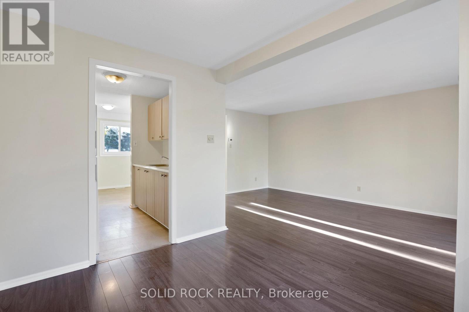 35 Thistledown Court
