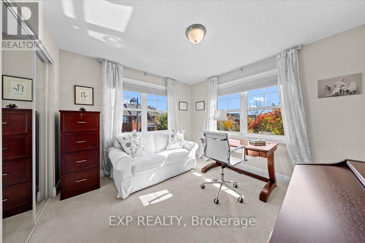 33 Solaris Drive