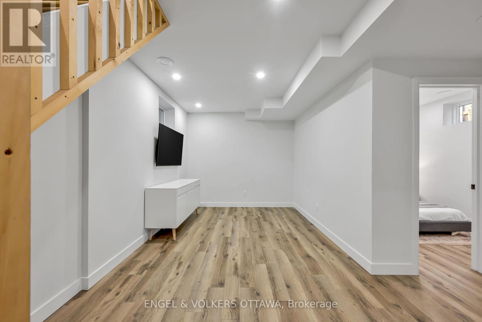 22 Harvard Avenue