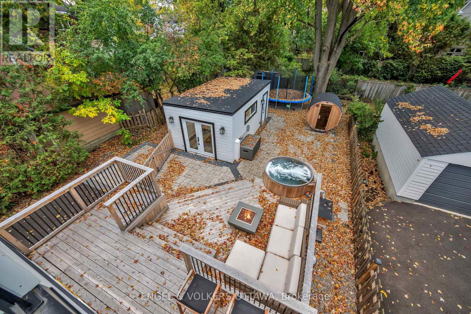 22 Harvard Avenue