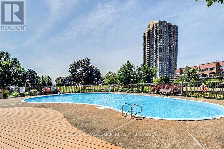 118 - 260 Brittany Drive