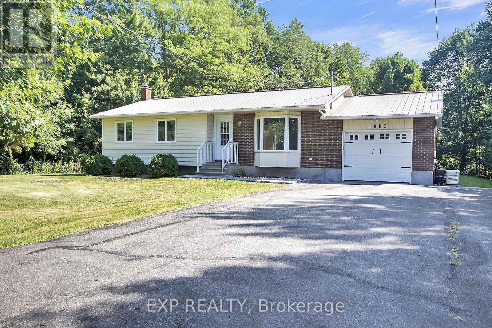 1083 Eadie Road