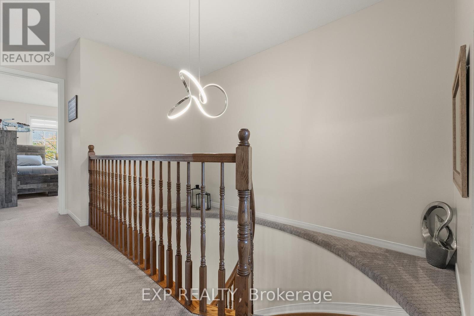 229 Duntroon Circle
