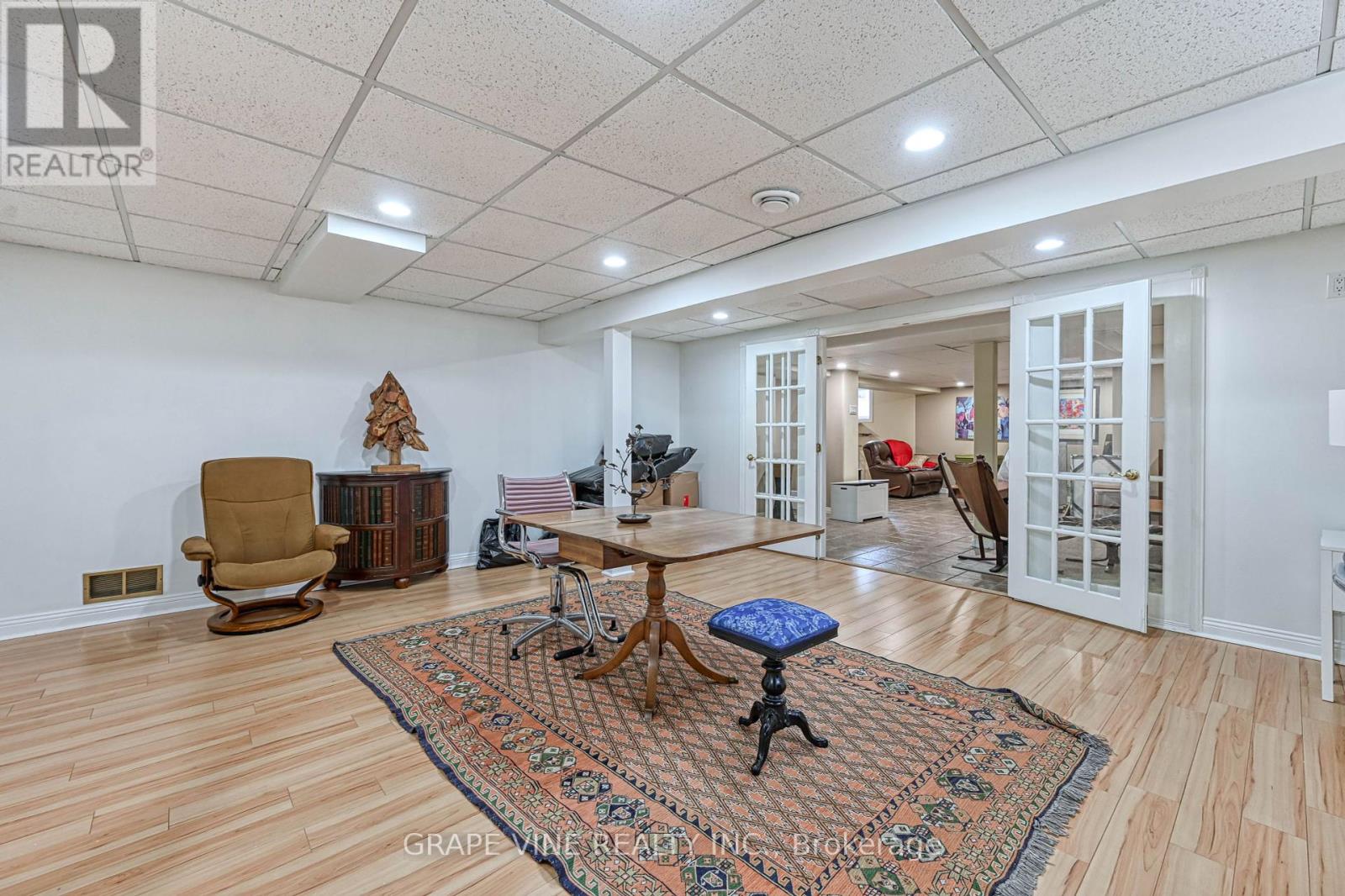 777 Rolling River Crescent