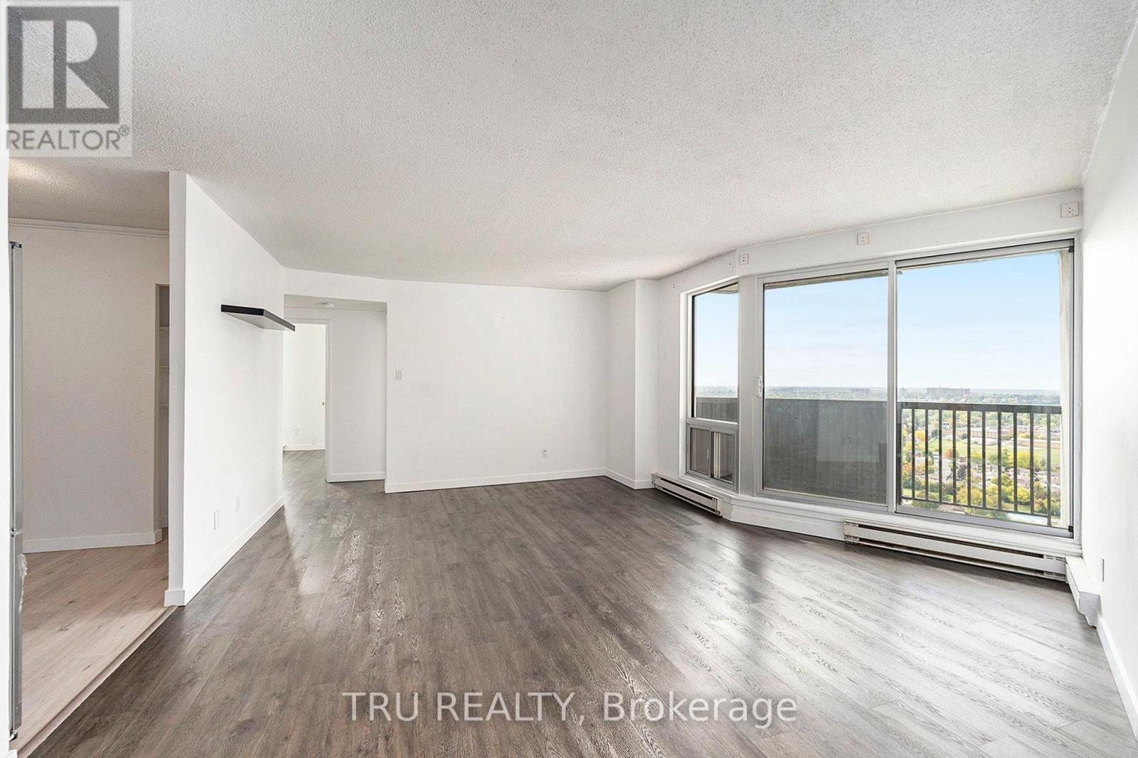 2502 - 1380 Prince Of Wales Drive
