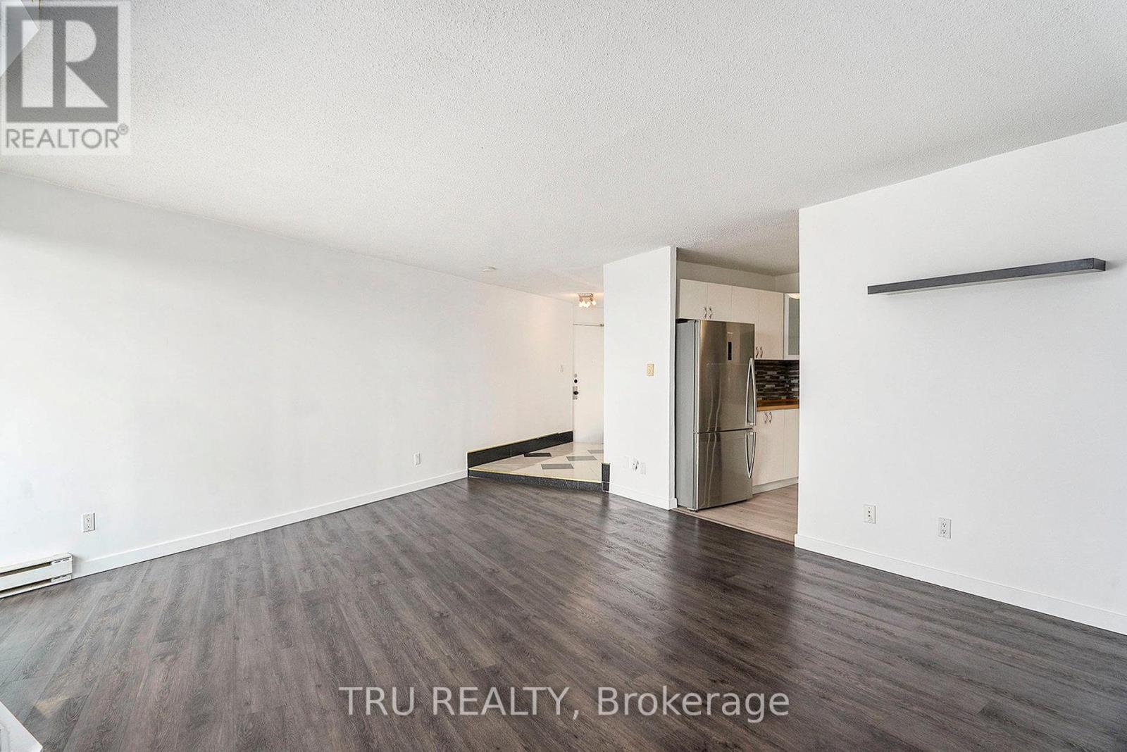 2502 - 1380 Prince Of Wales Drive