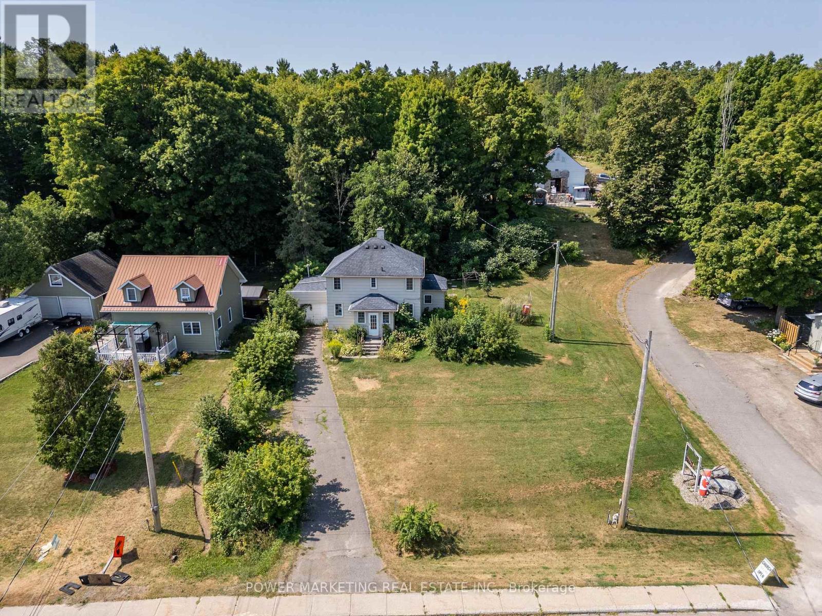 979 River Road