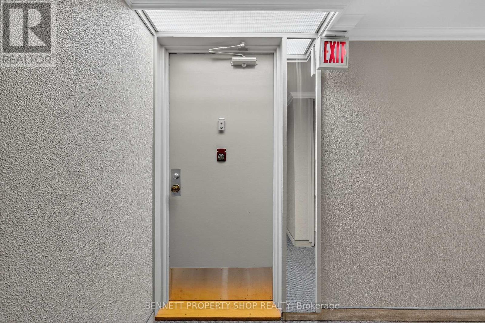 1015 - 915 Elmsmere Road