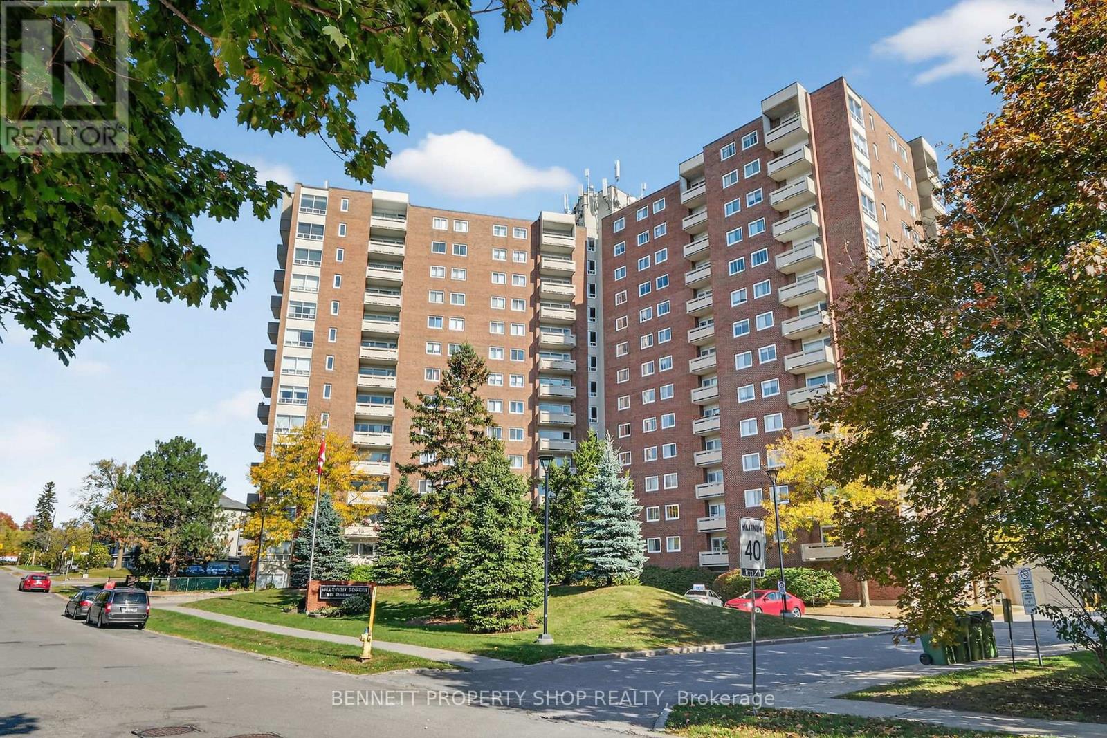 1015 - 915 Elmsmere Road