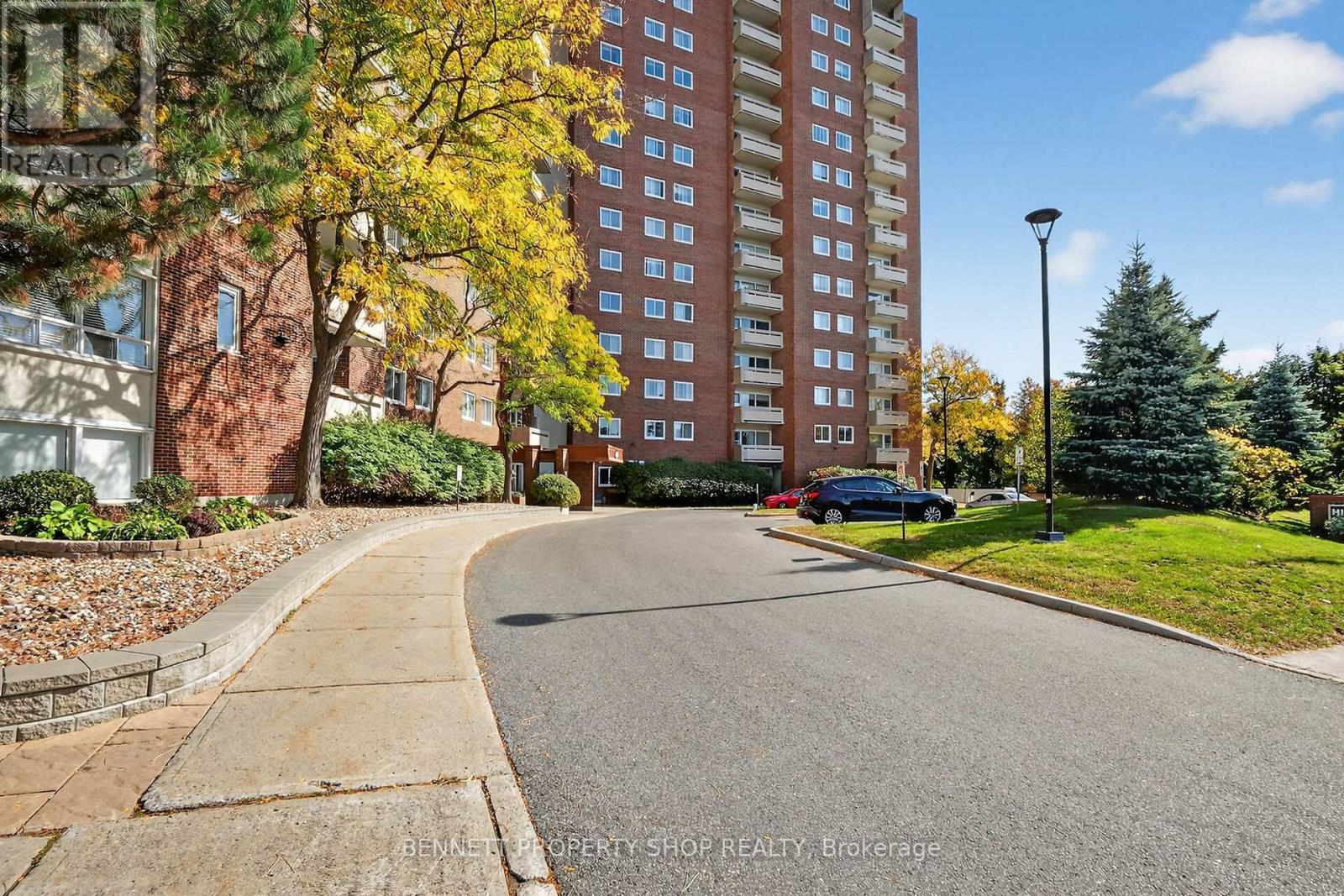 1015 - 915 Elmsmere Road