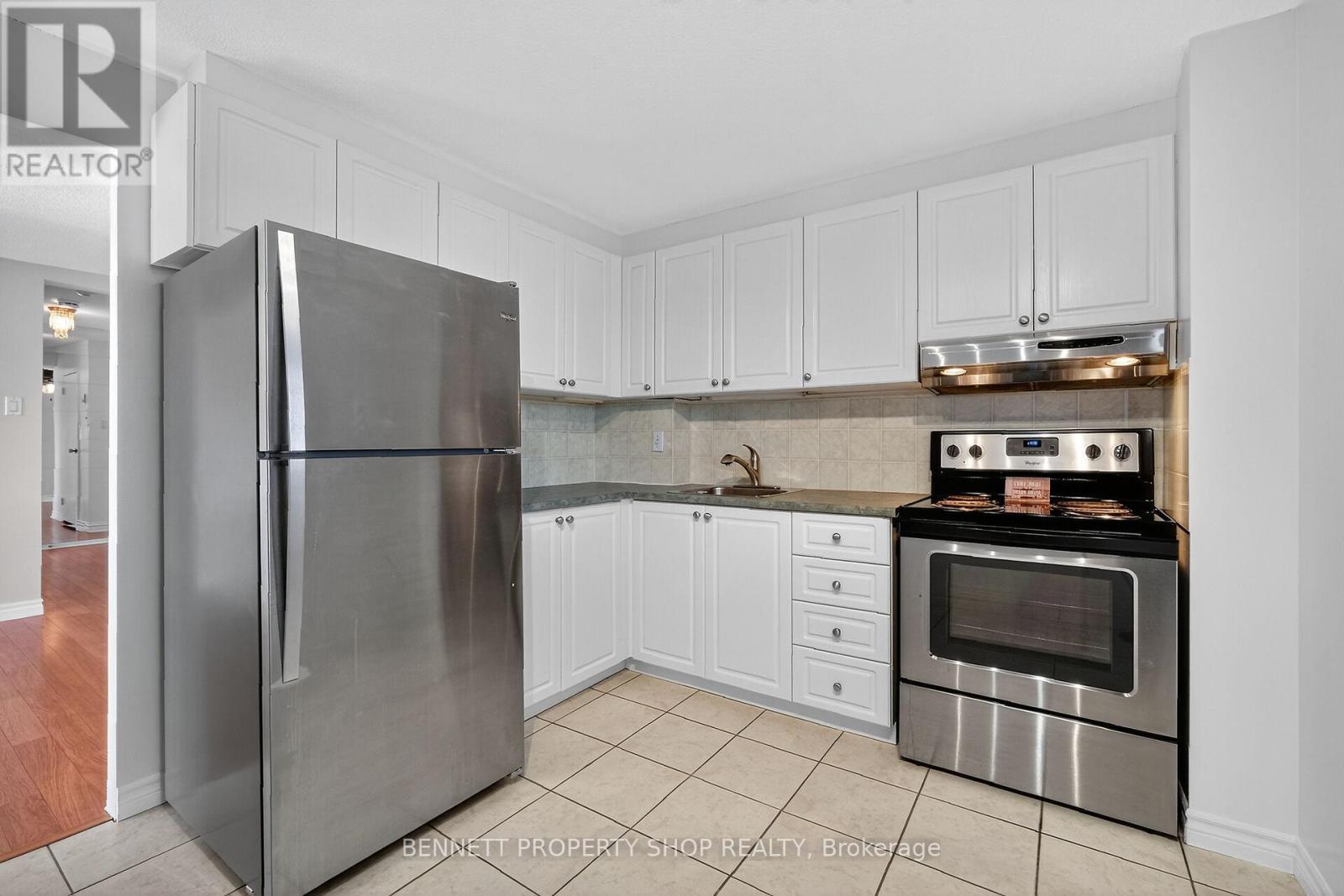 1015 - 915 Elmsmere Road