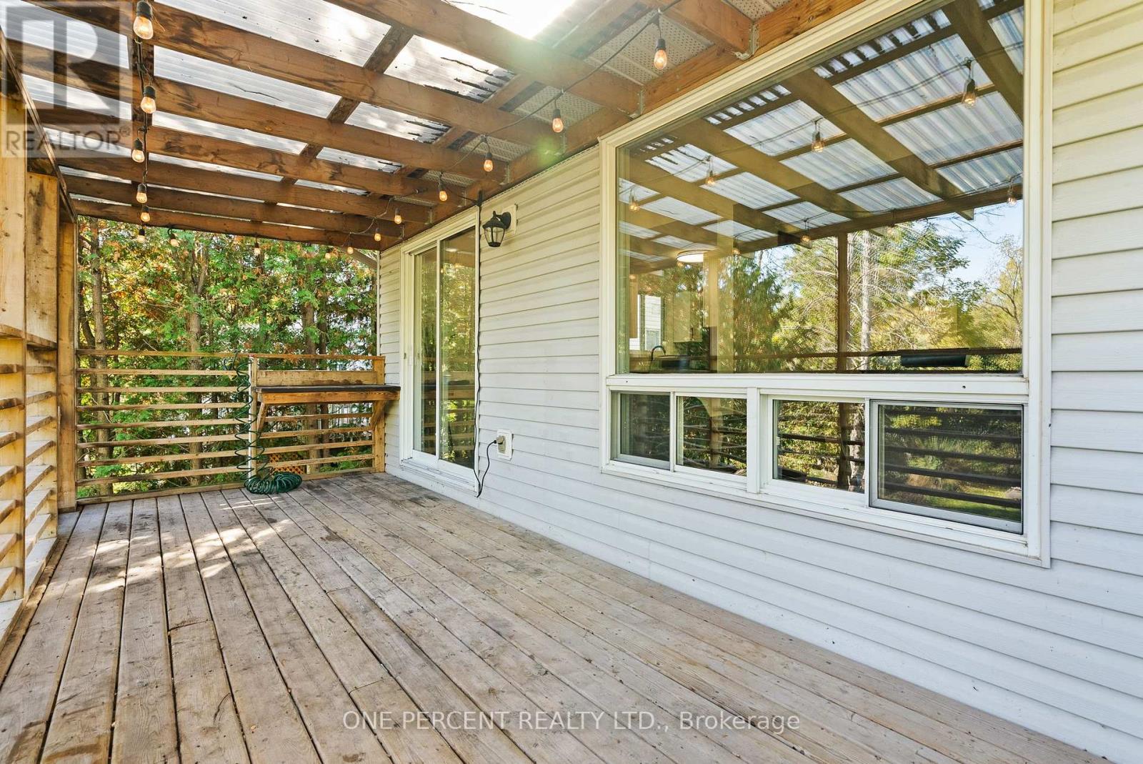 11 Bowen Crescent