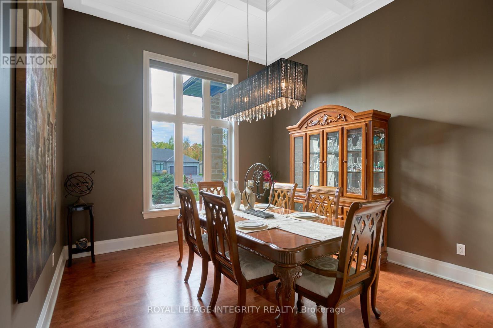 1954 Cedarlakes Way