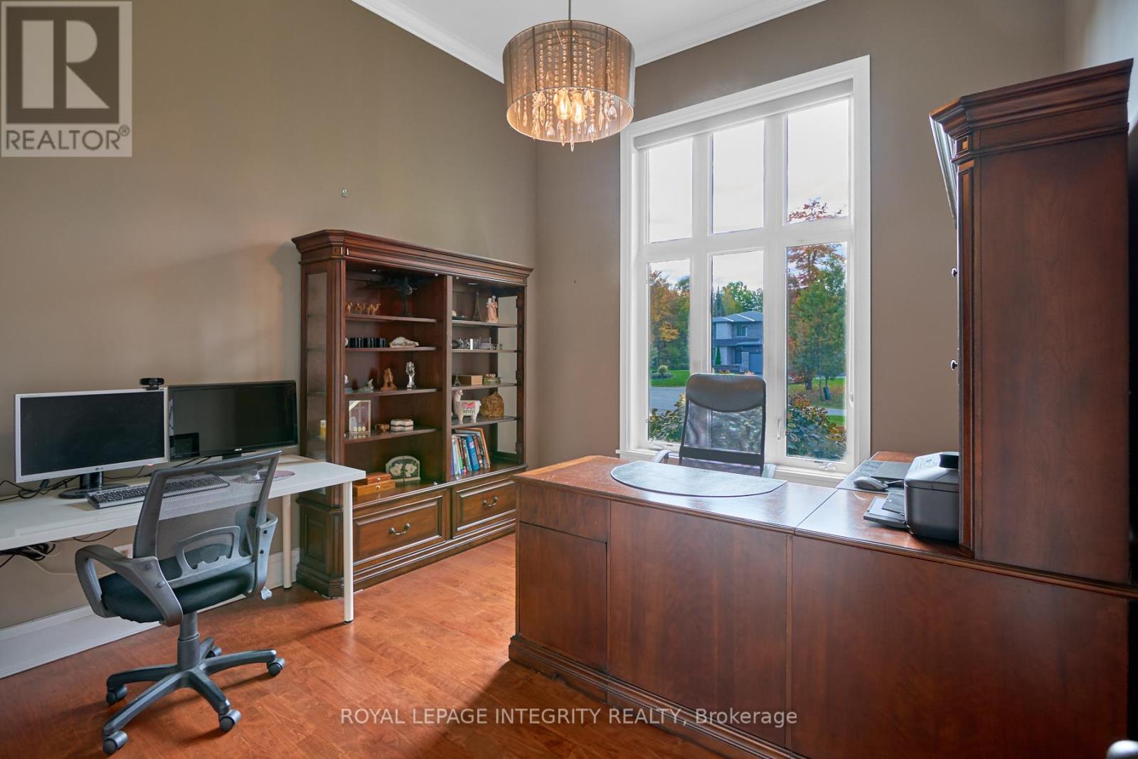 1954 Cedarlakes Way