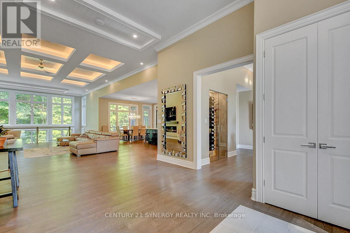 1443 Duchess Crescent