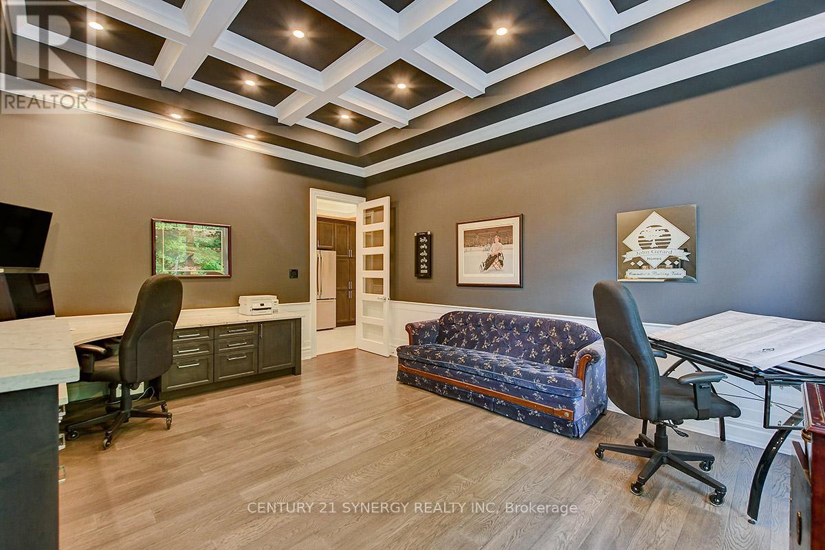 1443 Duchess Crescent