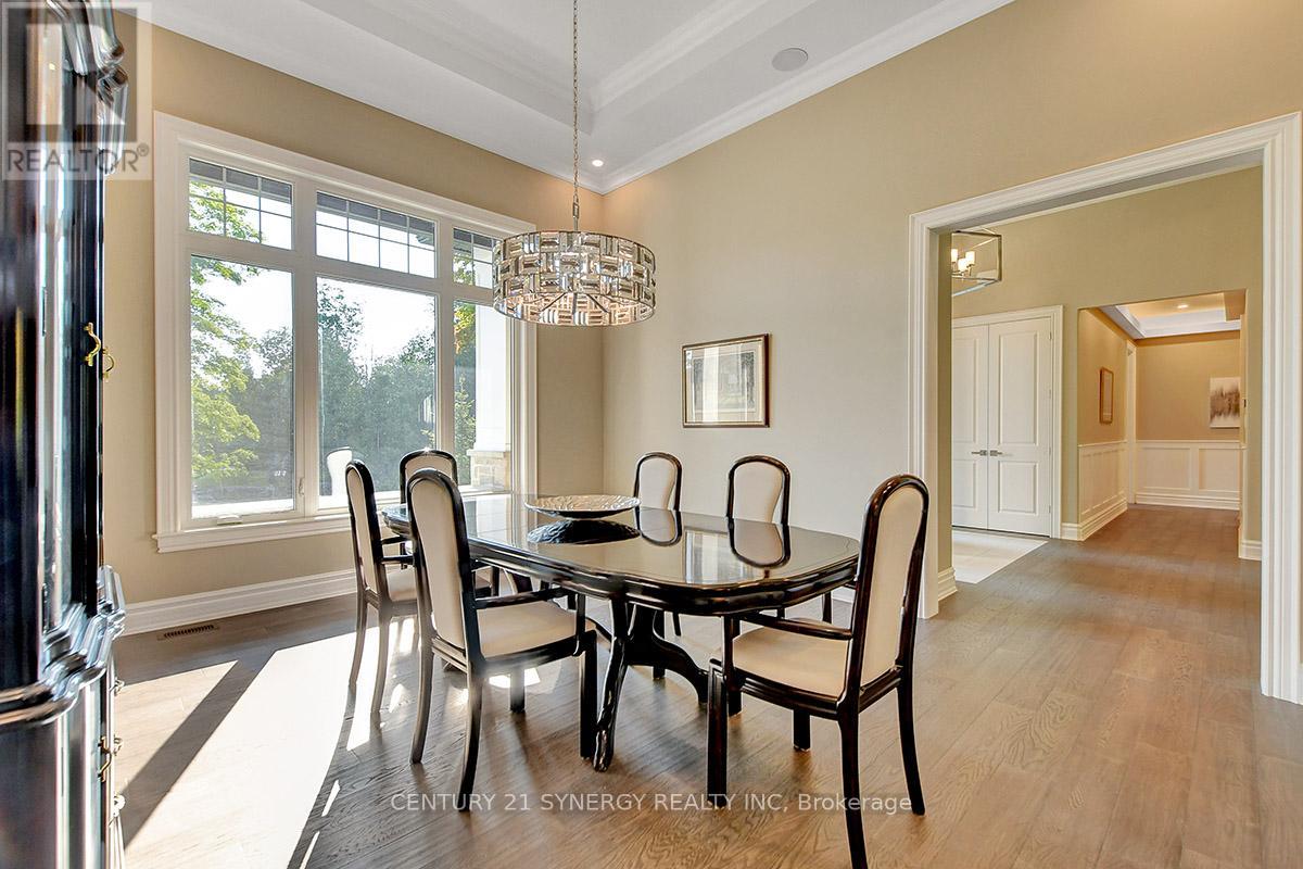 1443 Duchess Crescent