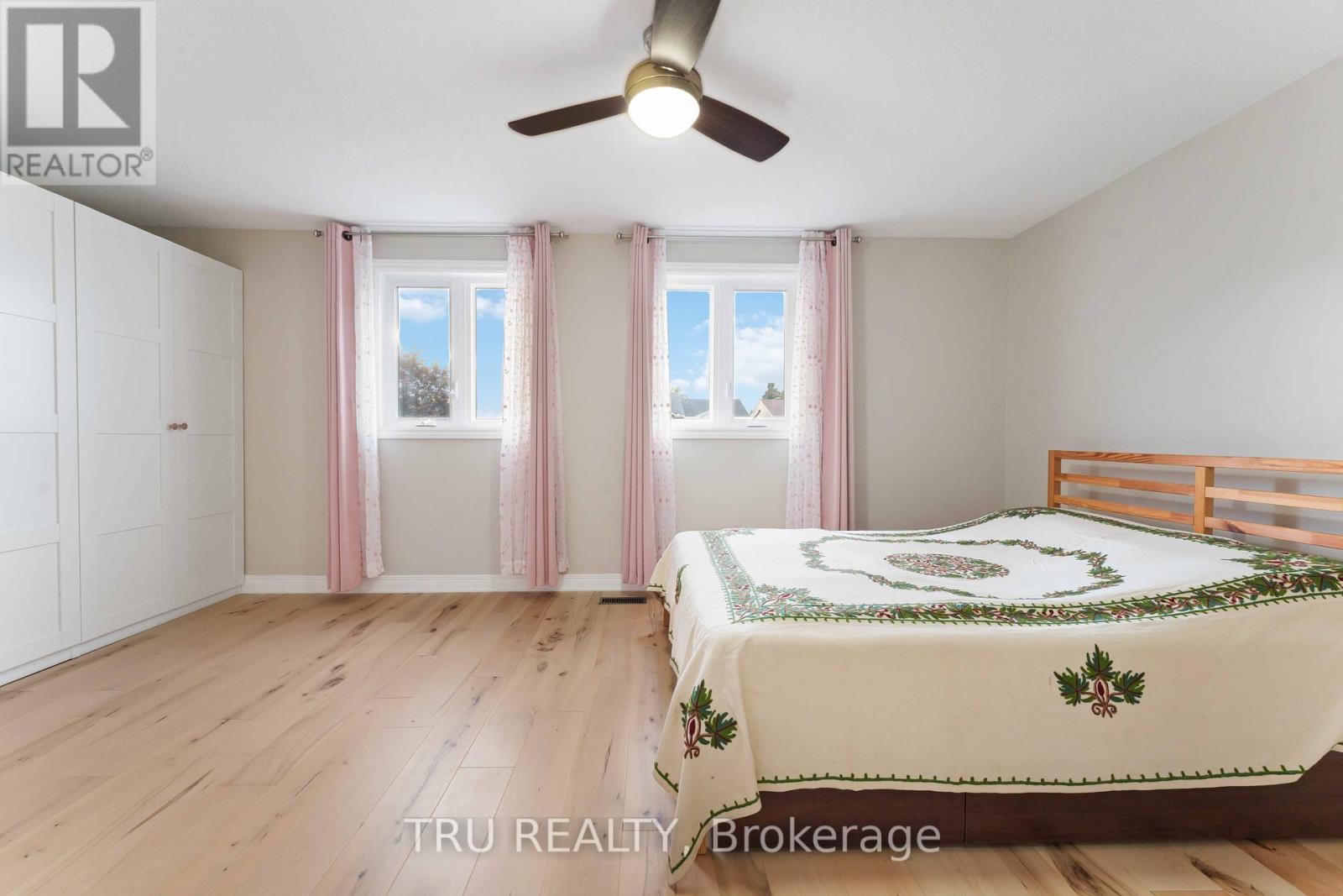 30 Shearer Crescent