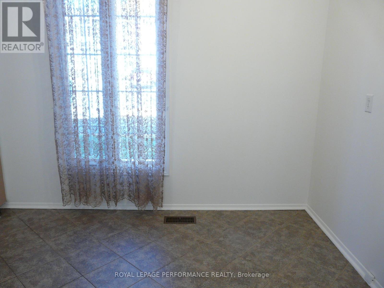 714 Shefford Court