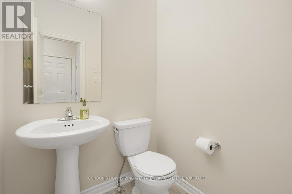 281 Brambling Way