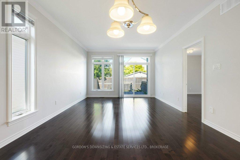 281 Brambling Way