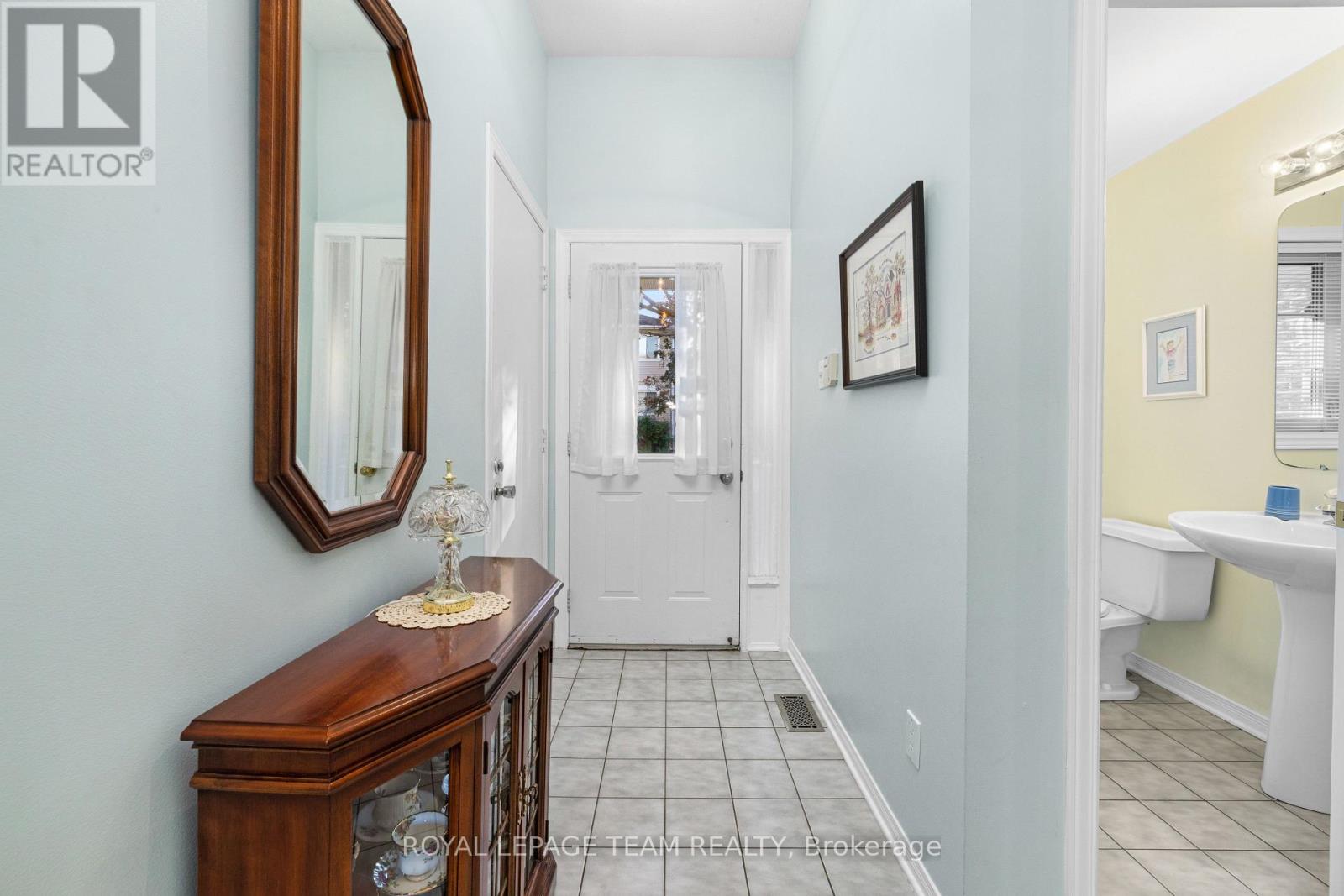 31 - 68 Grandcourt Drive
