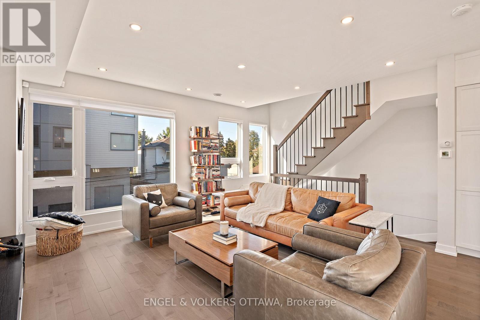 68 Jolliet Avenue