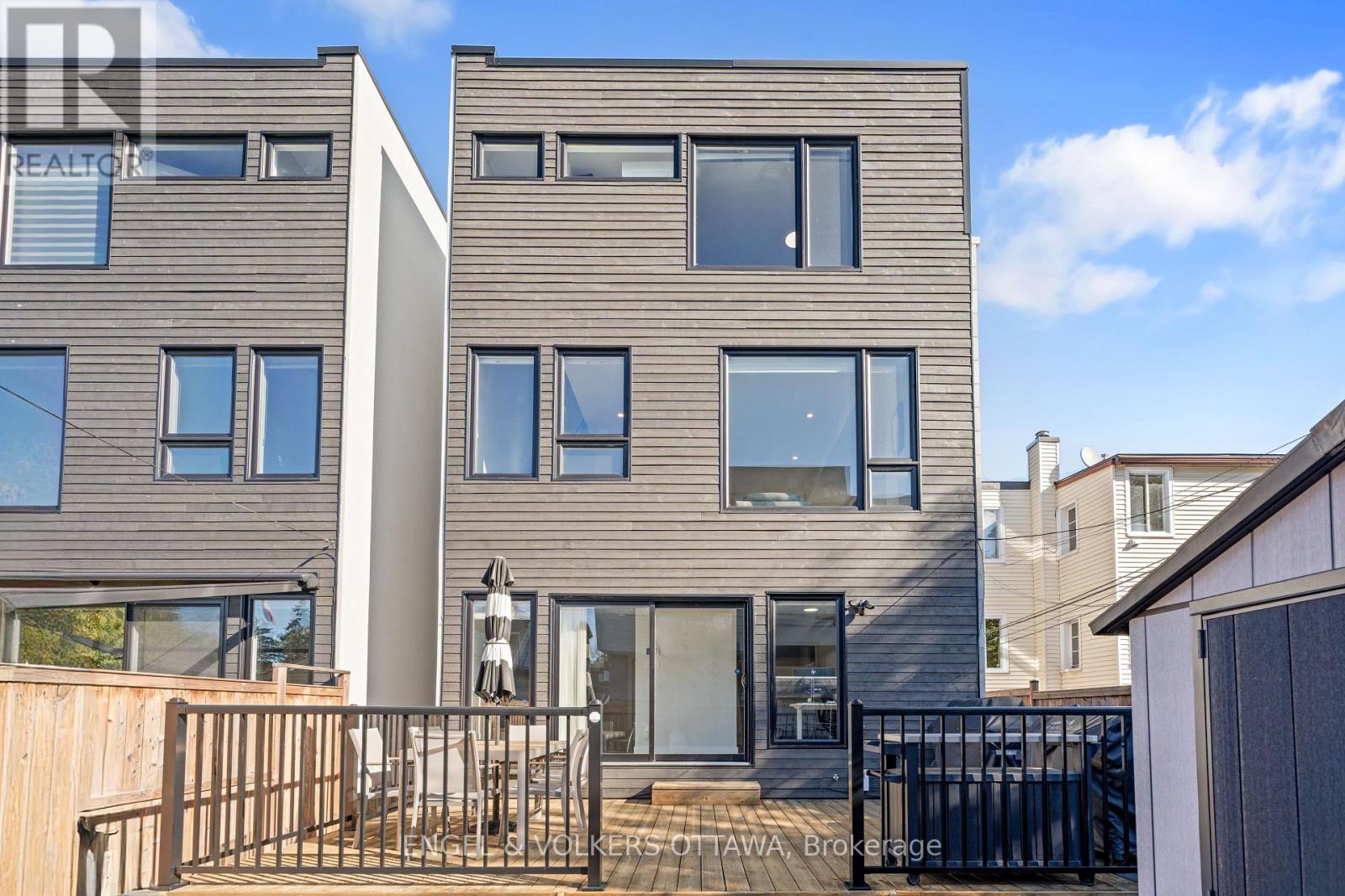 68 Jolliet Avenue