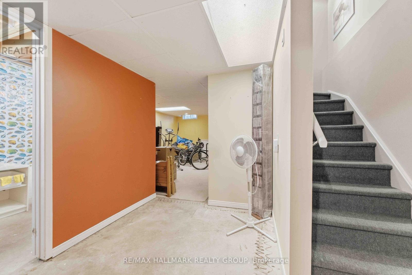941 Cookshire Crescent