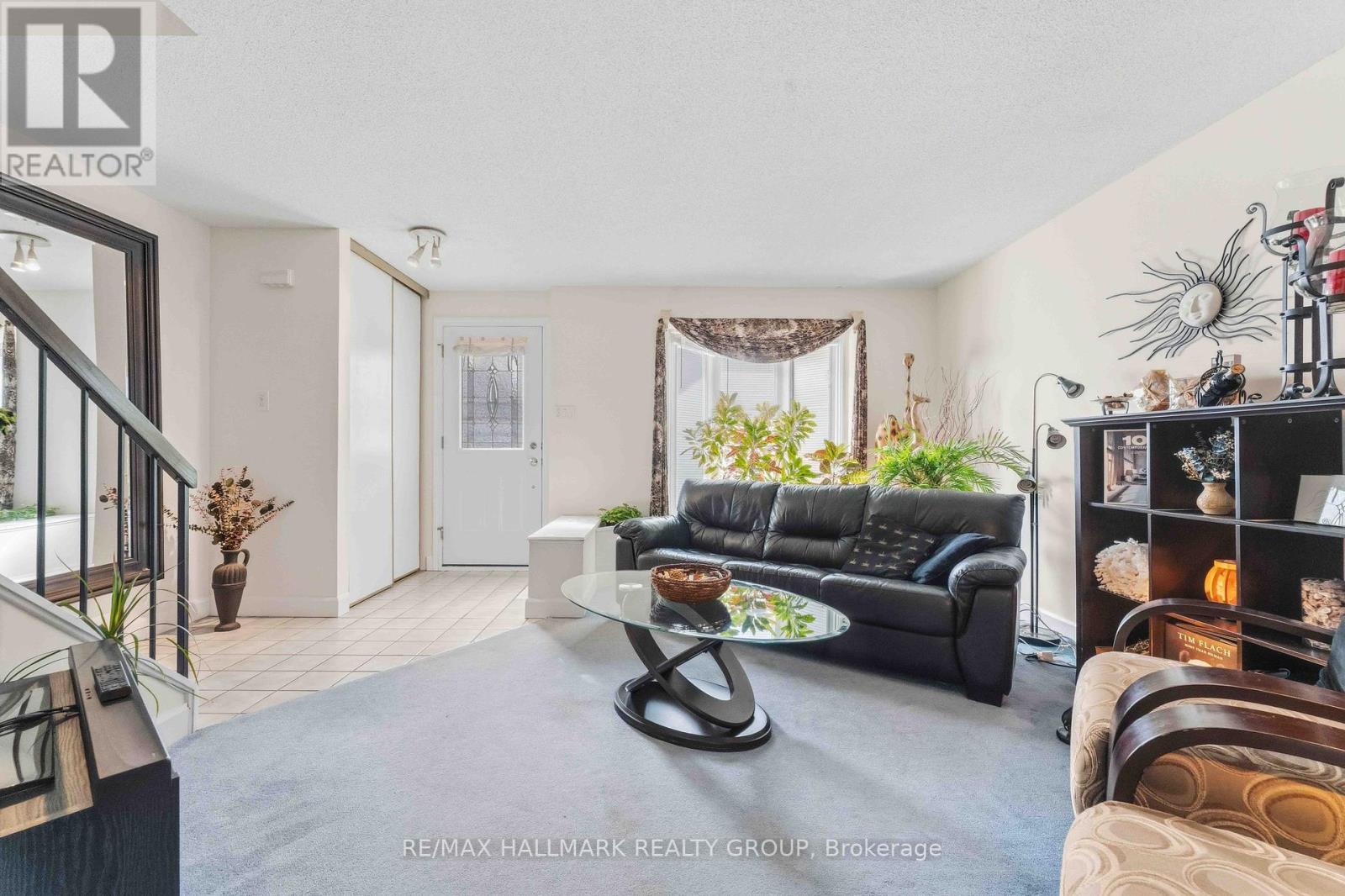 941 Cookshire Crescent