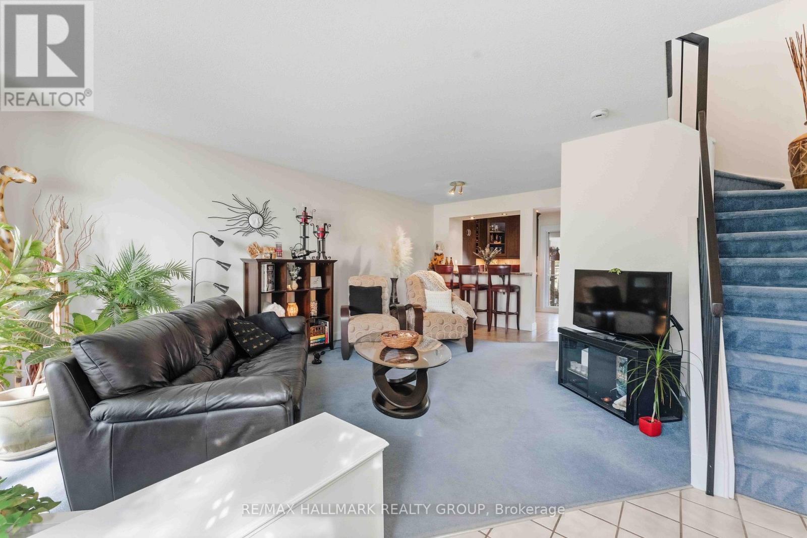 941 Cookshire Crescent