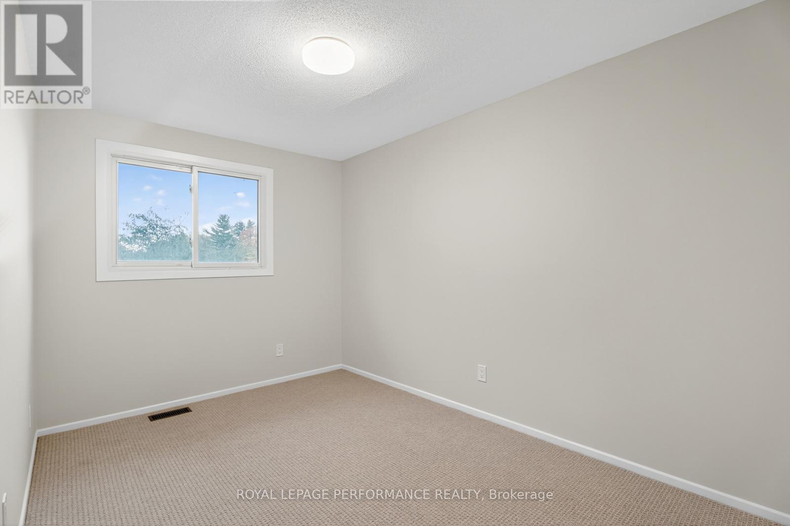 118 - 176 Woodfield Drive
