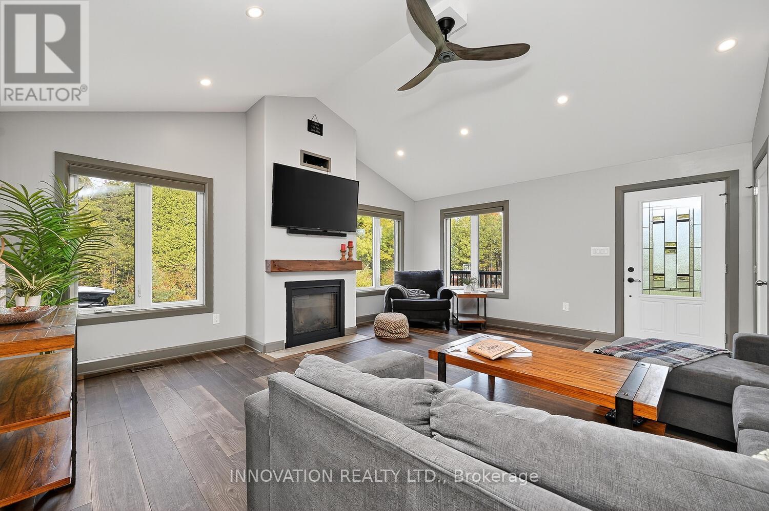 934 Maple Hill Road