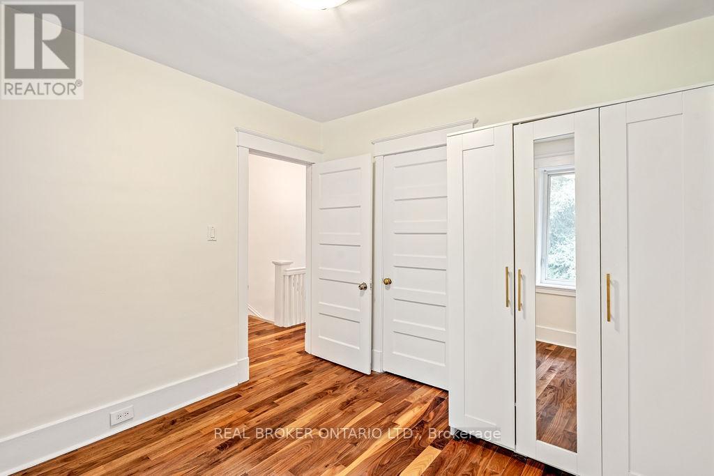 23 Lakeview Terrace