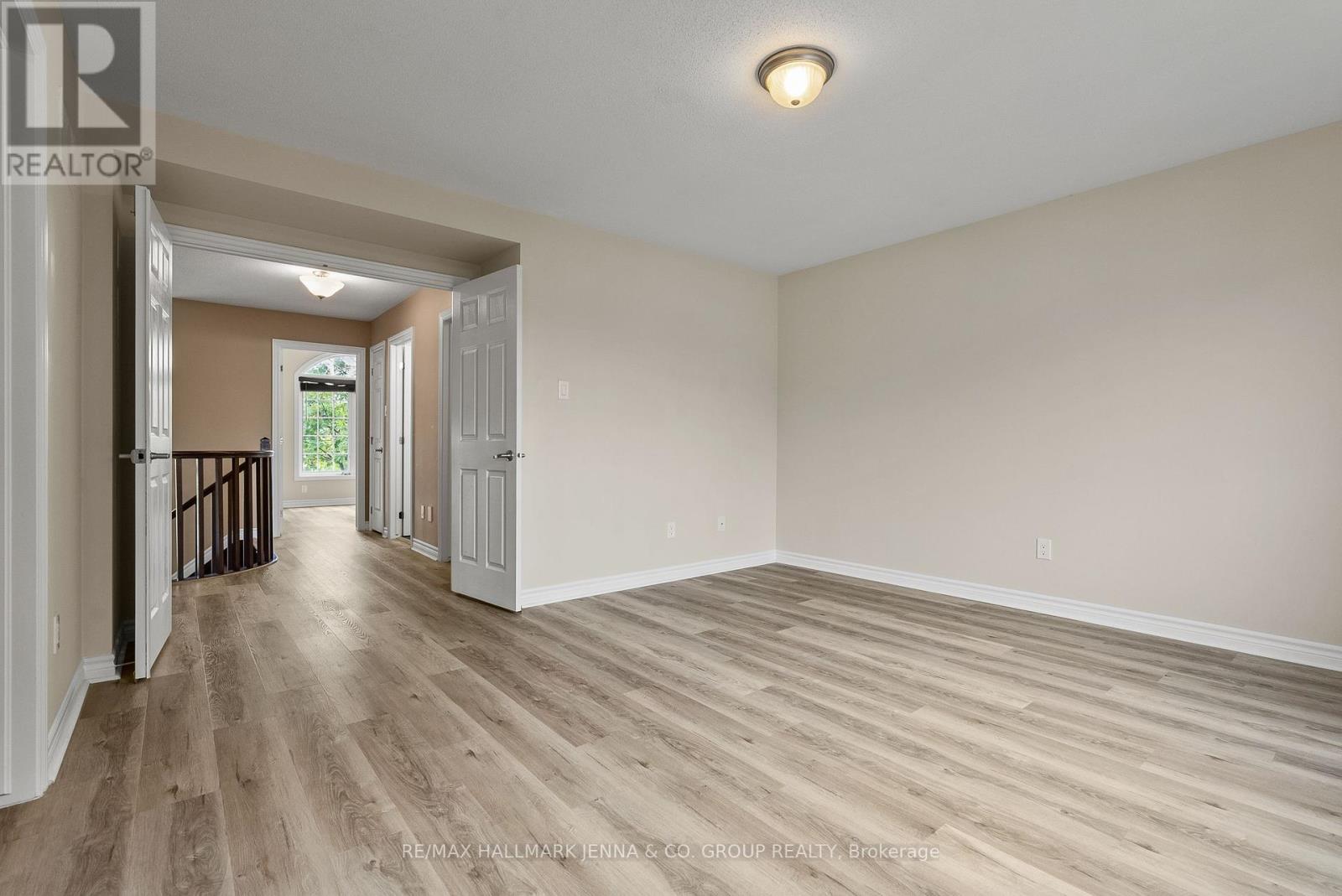 326 Gallantry Way