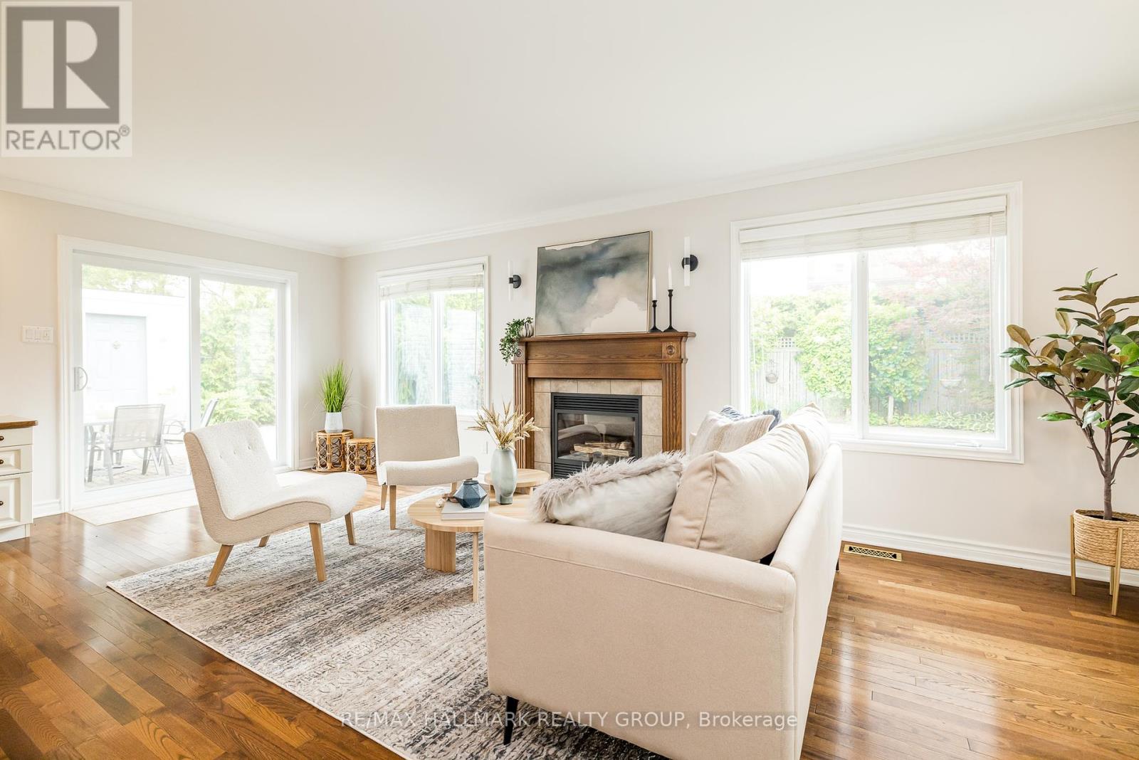 12 Ancona Crescent