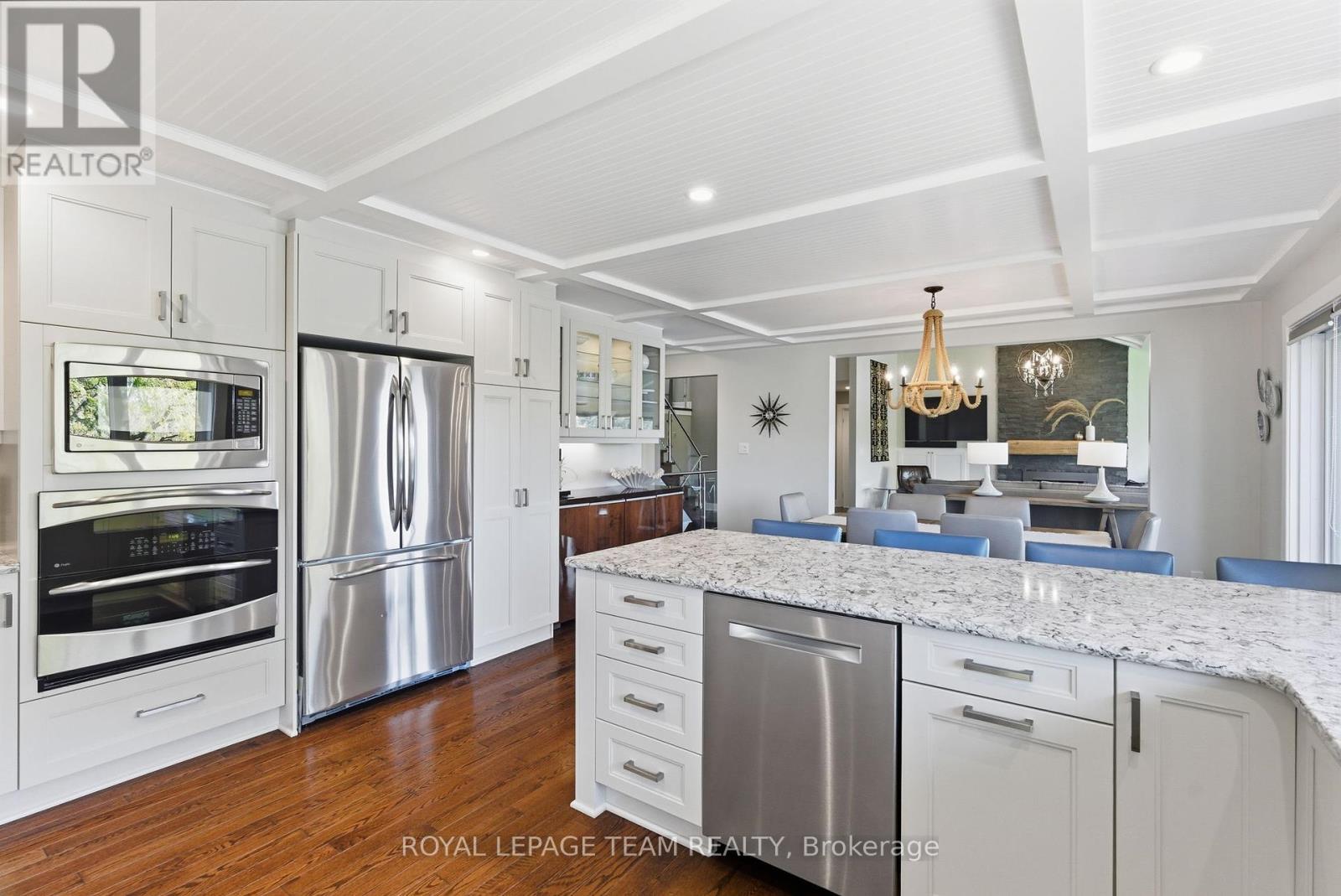1142 River Road